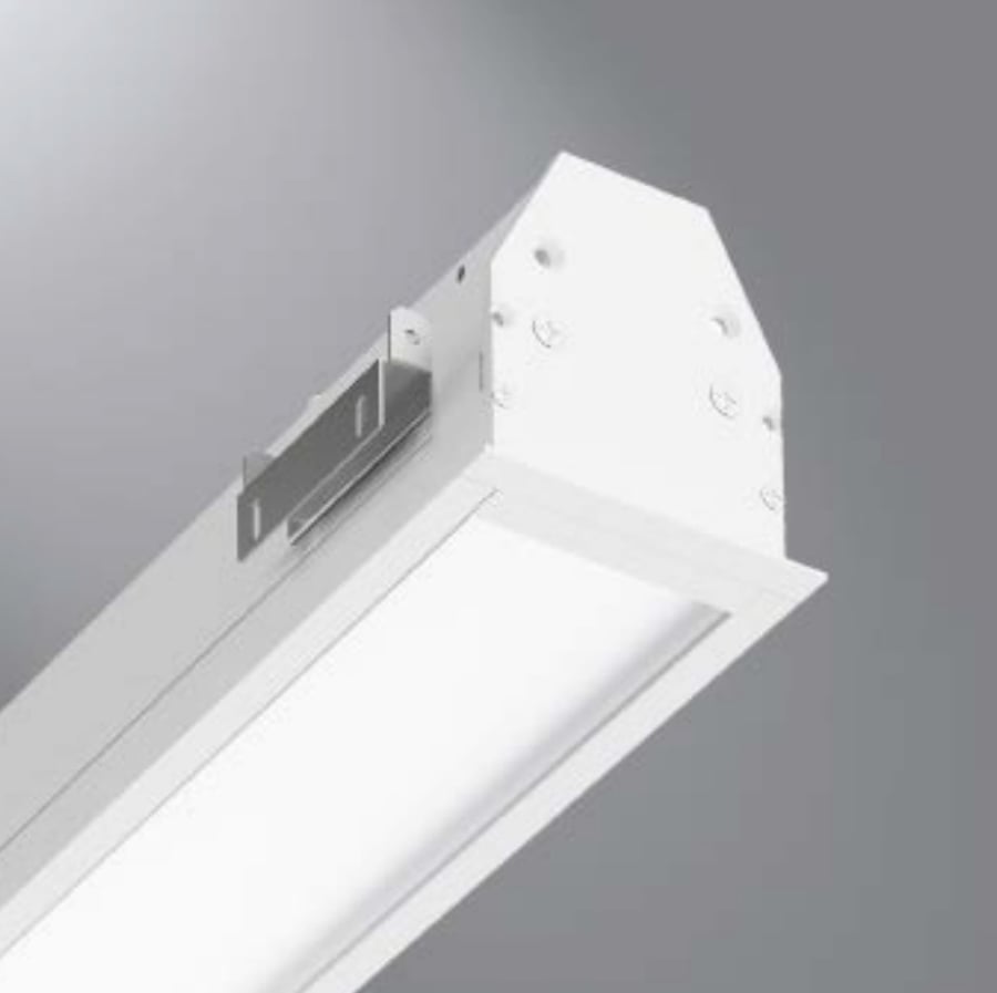 Cooper S124 Define 4 LED Recessed Light Fixture