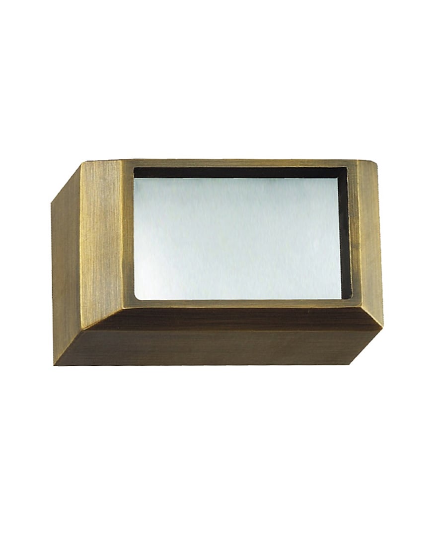 Low-Voltage Architectural Surface Mount LED Step Light